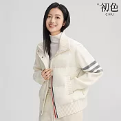【初色】簡約休閒寬鬆運動風保暖防寒拼接排釦立領長袖羽絨衣外套女外套-共3色-16537(M-L可選) M 白色