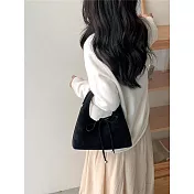 O-ni O-ni全新品精選優質皮革麂皮蝴蝶結設計時尚別緻餃子款托特包(品質保證)(bag-6162) 黑色