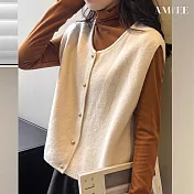 【AMIEE】溫柔系排扣百搭針織馬甲背心(KDTQ-2510) FREE 米白