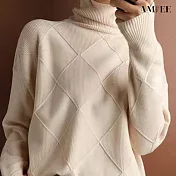 【AMIEE】洋氣設計感菱格高領針織毛衣(KDTQ-6901) M 米色
