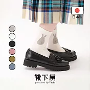 Tabio靴下屋〈立體兔尾中筒襪〉 01 奶油白