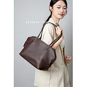 O-ni O-ni全新品精選優質頭層牛皮質感輕奢大容量休閒輕旅行實用高級工藝托特包(品質保證)(bag-6172) 咖啡色