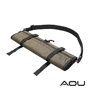 AOU YKK配件 台灣製造 可斜揹 捲式衣物收納袋 衣物袋 多隔層 66-031軍綠