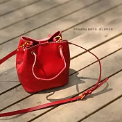 素色真皮水桶包紅色