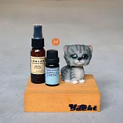 【YACHT 遊艇精品文創】搖頭貓咪原木手機座+檜木擴香精油(送限量檜木純露)C-7 灰貓