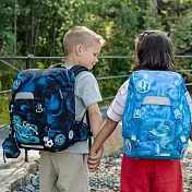 【Beckmann】Classic兒童護脊書包22L (共8款) 無 魔力足球