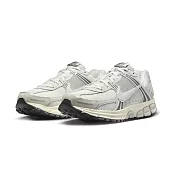 Nike Zoom Vomero 5 碳灰白 HF0731-007 US9.5 碳灰白