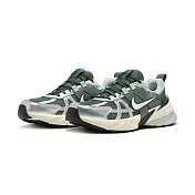 Nike V2K Run Vintage Green 復古綠銀 舒適耐穿 避震 防滑 透氣 休閒鞋 男鞋 HJ4497-300 US9.5 綠銀