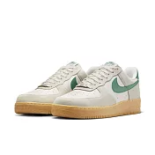 NIKE AIR FORCE 1 07 LV8 男休閒鞋-白綠-FQ8714001 US8 白色