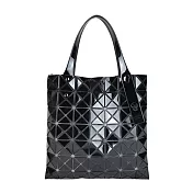 ISSEY MIYAKE 三宅一生 BAOBAO 7x7亮面手提包- 黑