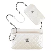 CHANEL Clutch With Chain 小羊皮金屬鍊帶菱格紋三合一肩背包(白)