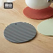 【日本霜山】多用途立體波浪加厚矽膠隔熱墊/鍋墊- 芝麻灰