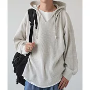 日本Antiqua｜152-184穿出自我風格｜寬鬆長袖｜V領帽T｜蓬鬆帽子設計｜雙邊口袋｜堆疊搭配｜男女適穿 FREE 燕麥