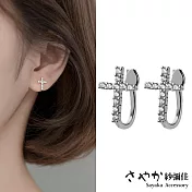 【Sayaka紗彌佳】925純銀聖潔之耀鑲鑽十字架造型耳夾  -單一款式