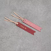 Be Two 手工皮件 ∣ 長條書籤 真皮書籤  1入×紅色草寫與 1入×粉色草寫