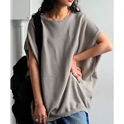 日本Antiqua｜寬鬆顯瘦蝙蝠袖｜針織短袖T恤｜優雅迷人｜簡約舒適耐穿｜包色基本款 淡褐色