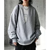 日本Antiqua｜刷毛大V領｜長袖T恤｜俐落臉部線條疊穿好搭配｜實穿包色基本款 FREE 淺灰色