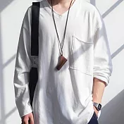 日本Antiqua｜復古質感V領口袋｜長袖T恤｜全棉輕鬆駕馭隨興造型｜實穿包色基本款｜男女適用 M-L 白色Regular