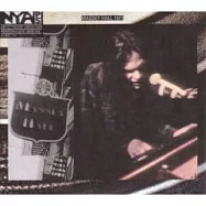 Neil Young / Live At Massey 1971 (CD+DVD)(尼爾楊 / 1971年馬西音樂廳現場演唱特輯 影音珍藏盤(CD+DVD))