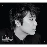 李洪基 / 首張個人韓語專輯《FM302》台灣獨占精裝書式限定盤A盤(CD+ 64頁A盤封面豪華歌詞寫真冊+ 李洪基最新造型小海報A款+ 李洪基簽名小卡A款 + 台灣獨占贈品- 2016李洪基桌上型PVC相框年曆卡片