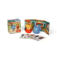 Daniel Tiger’s Neighborhood Finger Puppet Kit