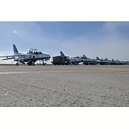 藍色衝擊波飛行表演隊完全解析專集