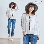 【KatieQ】民族風流蘇綁繩上衣-F FREE米白
