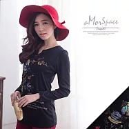 【模兒空間AMOR SPACE】N1379花樣風采柔綿修身長版上衣101160XL黑