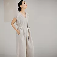 旅途原品_知道_亞麻V領連體褲 M/L/XL  M 麻色