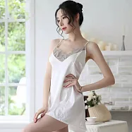 【唯蜜色】簡約風蕾絲深V吊帶性感後背交叉居家內睡裙 白色