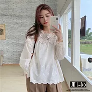 【Jilli~ko】秋裝新款寬鬆顯瘦鏤空蕾絲刺繡上衣 5038 FREE 杏色