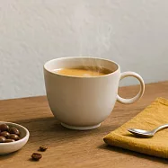 【日本Tojiki Tonya】Suzune美濃窯燒扇形 陶瓷馬克杯100cc ‧ 香草白