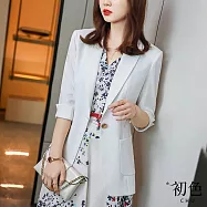 【初色】V領中大碼防曬遮陽七分袖金屬扣飾休閒西裝外套上衣-共4色-68104(M-2XL可選) 2XL 白色