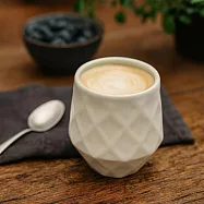 【日本K-ai】職人窯燒 菱鑽陶瓷杯350cc ‧ 鵝黃