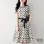【初色】圓領格紋波點系帶收腰顯瘦連身裙短袖洋裝-黑色-68315(M-2XL可選) L 黑色