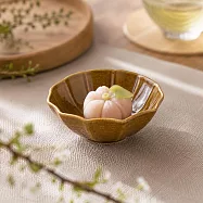 【日本Minoru】Rinka高雅花形 陶瓷餐碗150ml ‧ 桑茶棕