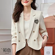 【初色】休閒素色徽章裝飾雙排釦翻領長袖西裝上衣外套-共3色-30519(M-2XL可選) 2XL 米白色