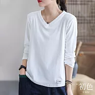【初色】純色V領拼貼英文字貼布寬鬆顯瘦長袖T恤上衣-共5色-31548(M-2XL可選) M 白色