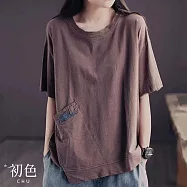 【初色】休閒風寬鬆大碼不規則拼接口袋圓領短袖T恤上衣女上衣-共4色-33886(F可選) F 咖啡色