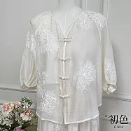 【初色】古風V領復古盤扣花草刺繡七分袖襯衫+小吊帶/彈性腰圍花草刺繡中長裙半身裙-共2款-33996(M-XL可選) L 米色上衣+吊帶