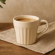 【日本Minoru】Pick素釉 陶瓷馬克杯290ml ‧ 杏