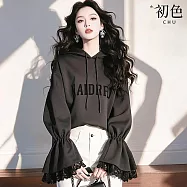 【初色】簡約風英文印花蕾絲喇叭袖抽繩帽T上衣女上衣-黑色-10333(M-2XL可選) M 黑色