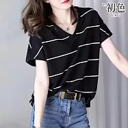 【初色】韓系撞色條紋顯瘦大碼寬鬆休閒V領短袖T恤上衣女上衣-共2色-11397(M-3XL可選) M 黑色