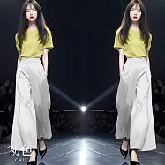 【初色】通勤風素色短袖上衣女上衣+高腰闊腿西裝褲寬褲長褲套裝-黃衣白褲-12213(M-2XL可選) M 黃衣白褲