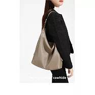 O-ni O-ni全新品精選優質輕巧光澤感頭層牛皮超大容量高級時尚多功能都會托特包(品質保證)(bag-6116) 大象灰色