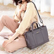 CHENSON 輕量9口袋 B5托特包斜背包 附水壺固定口袋(CG85117-U) 紫