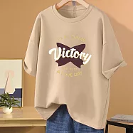 【初色】韓版大碼寬鬆圓領短袖英文印花休閒T恤上衣女上衣-共10色-12496(M-3XL可選) M 卡其色