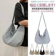 【Sayaka紗彌佳】靜好時光・文青斜挎包|輕量褶皺防潑水大容量 肩背包 -灰藍色