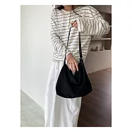 O-ni O-ni全新品精選優質皮革磨砂麂皮大容量鬆弛感百搭大包包熱賣款(品質保證)(bag-6136) 黑色