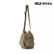 【MUJI 無印良品】撥水加工鋪棉束口包 駝色